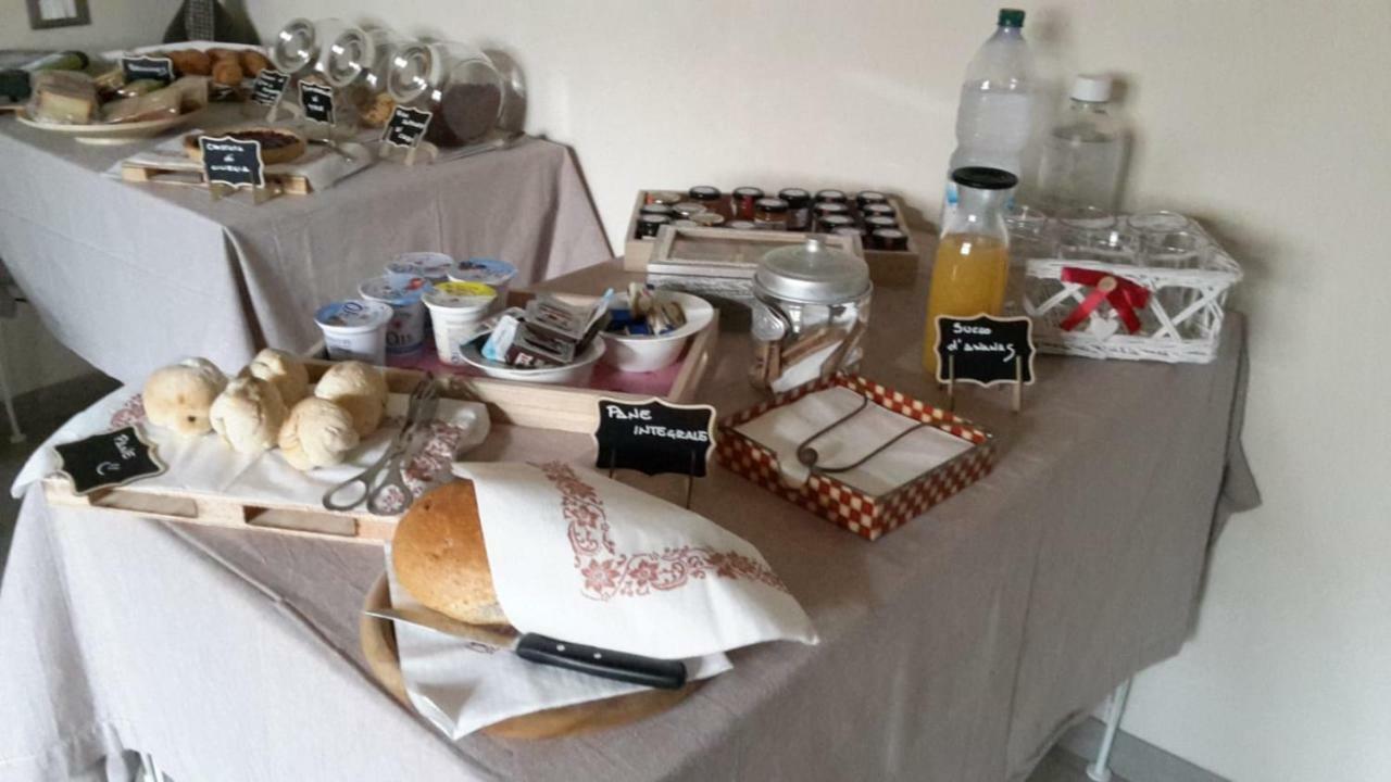 Bed and Breakfast Sotto L'Ulivo Mondavio Zewnętrze zdjęcie